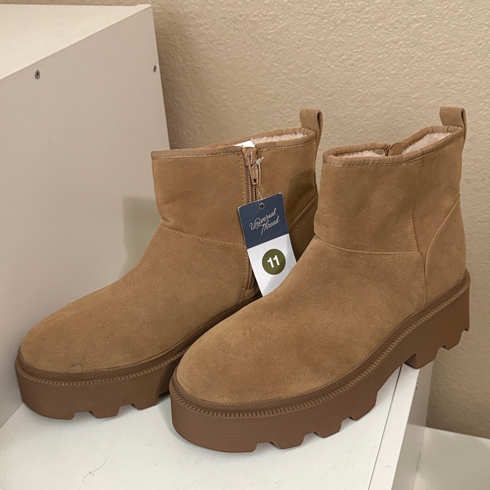 NWT | Universal Thread Light Brown Ankle Booties Sz 11
